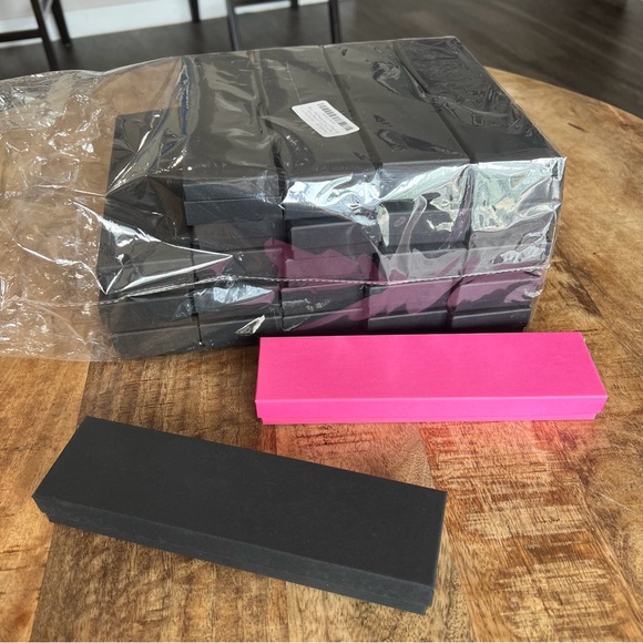 25 Pack Jewelry Necklace Bracelet 8x2 Gift Boxes Lids Cotton Fill Matte Black. - Picture 2 of 7